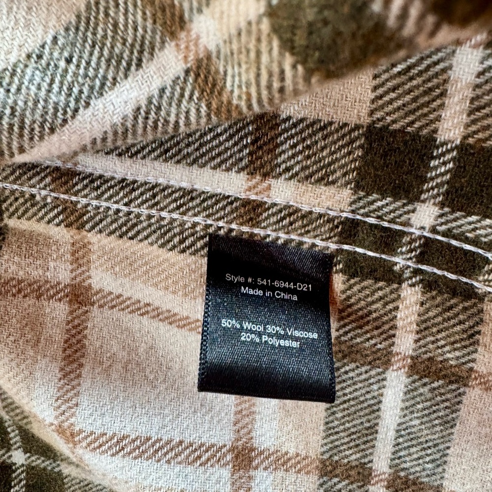 Jenni Kayne Women’s Wool Blend Cream Brown and Green Plaid Button Down Shirt - Picture 4 of 4